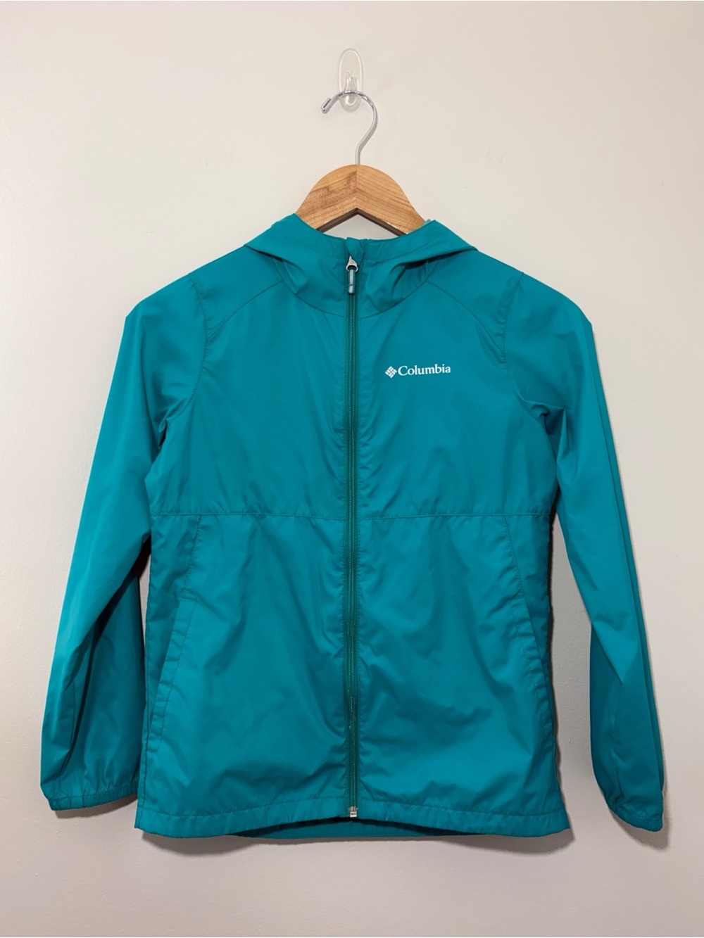 Columbia teal blue full-zip hooded windbreaker/rain jacket (medium 10/12 youth)